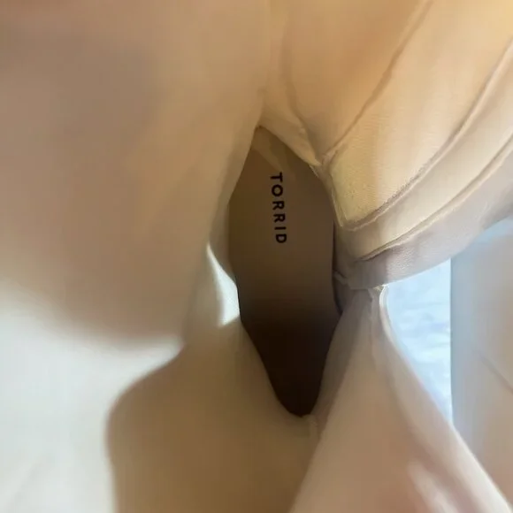 Torrid Western Knee Boots – Size 10W Wide Calf – White – NWOT - Picture 5 of 6